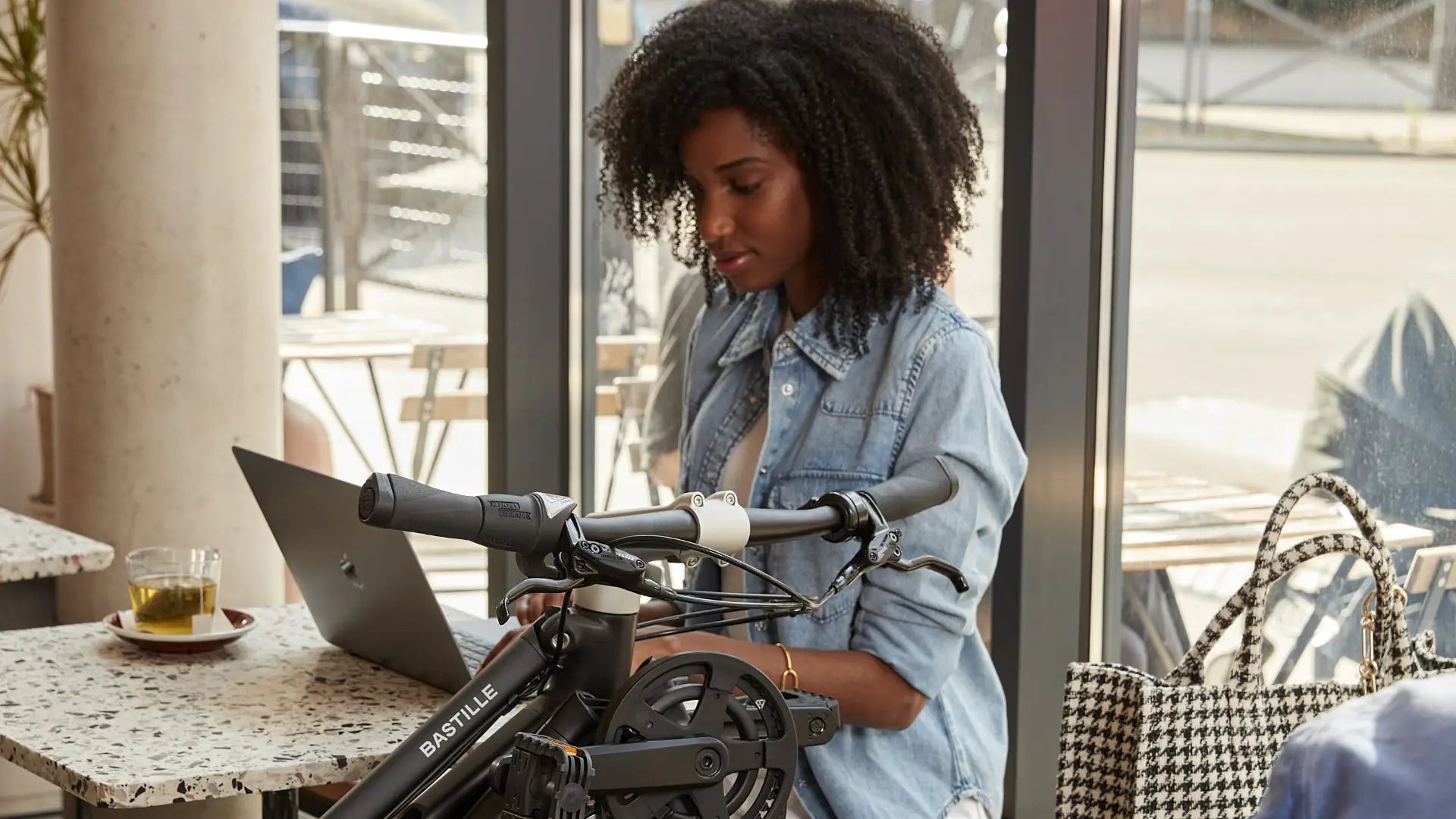 Bastille: le compagnon de route idéal pour les trajets vélotaf